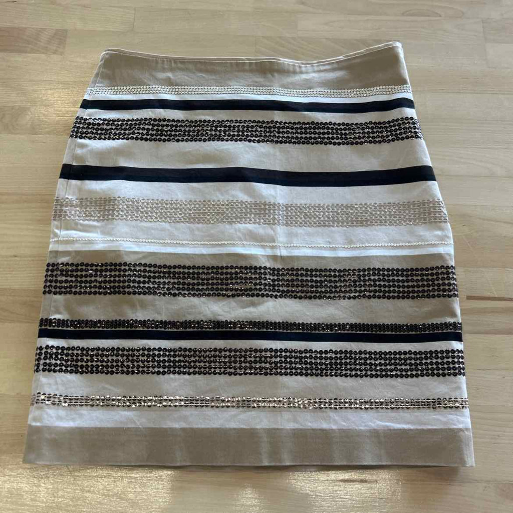 White House Black Market Size 4 Brown & Tan Skirt