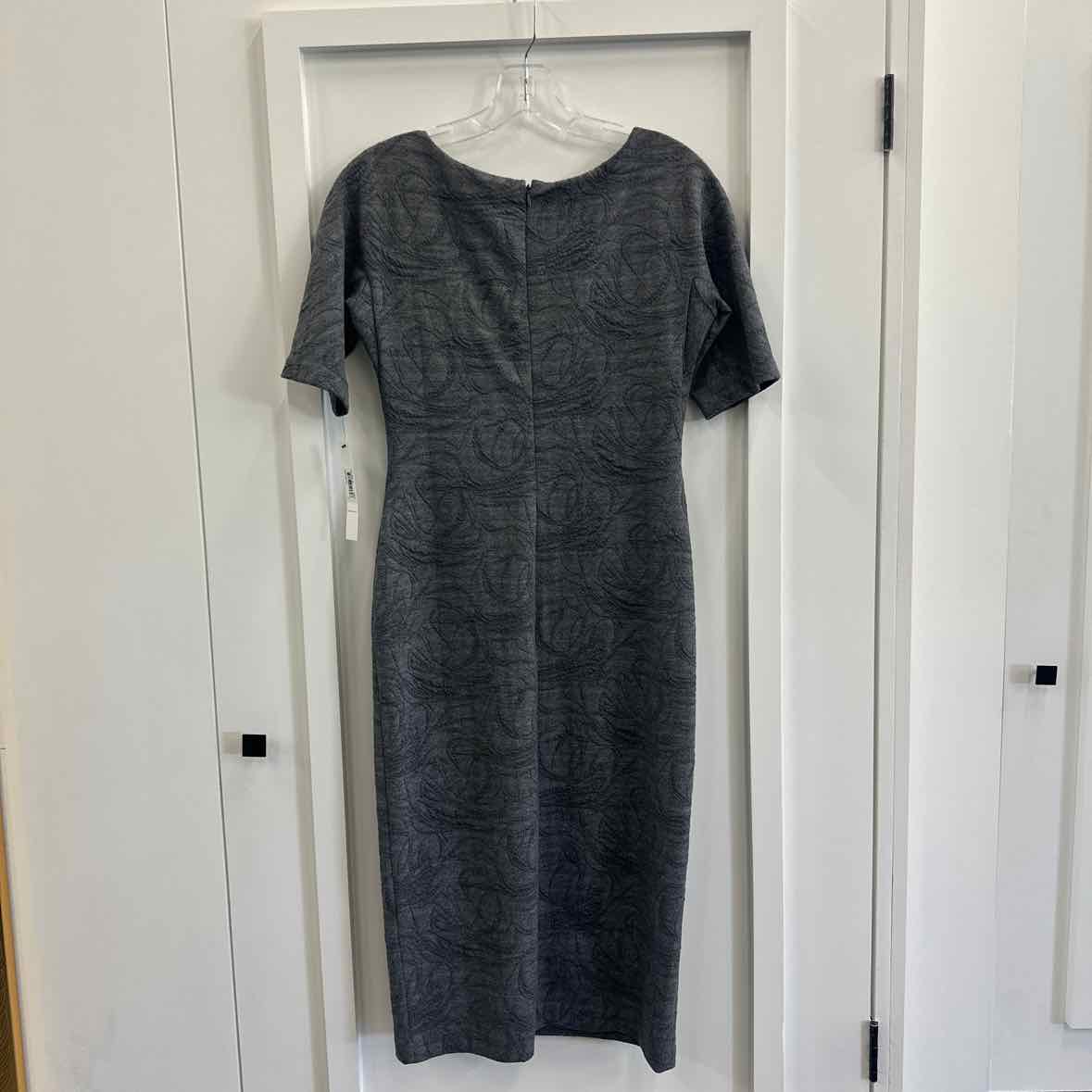 Maggy London Size 6 Gray Dress
