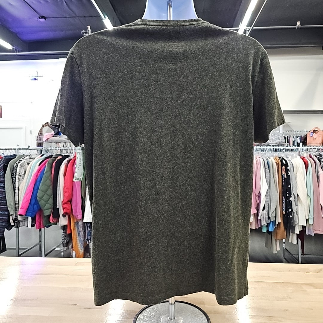 MEN'S Gap Men's Size M olive MENS T-shirt