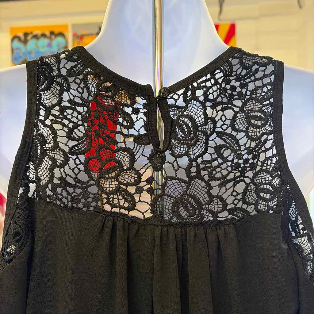 Emily Stacy Size L Black Tank