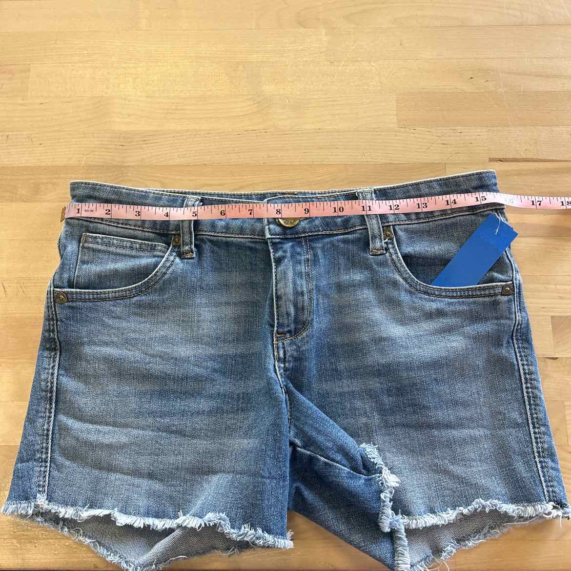 Kut from the Kloth Women Size 4 Blue Denim Preloved Shorts