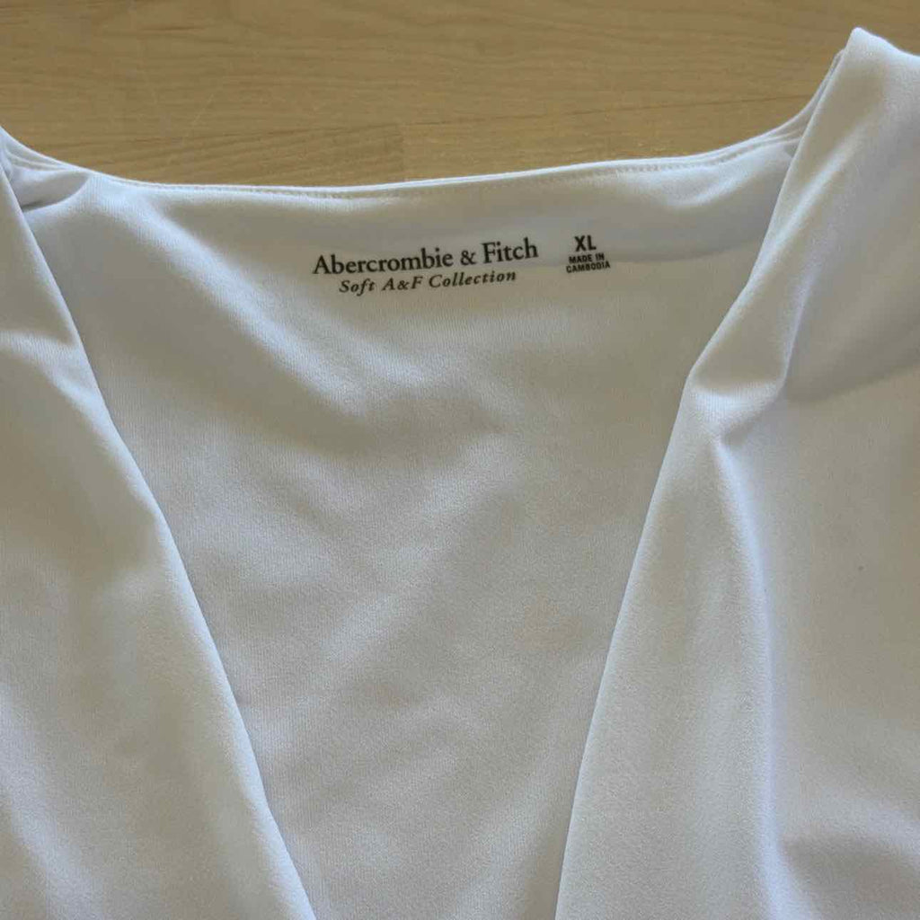 Abercrombie Size XL White Sleeveless
