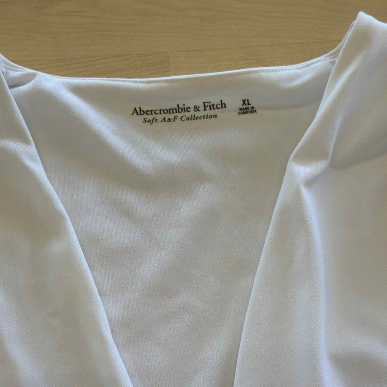 Abercrombie Size XL White Sleeveless