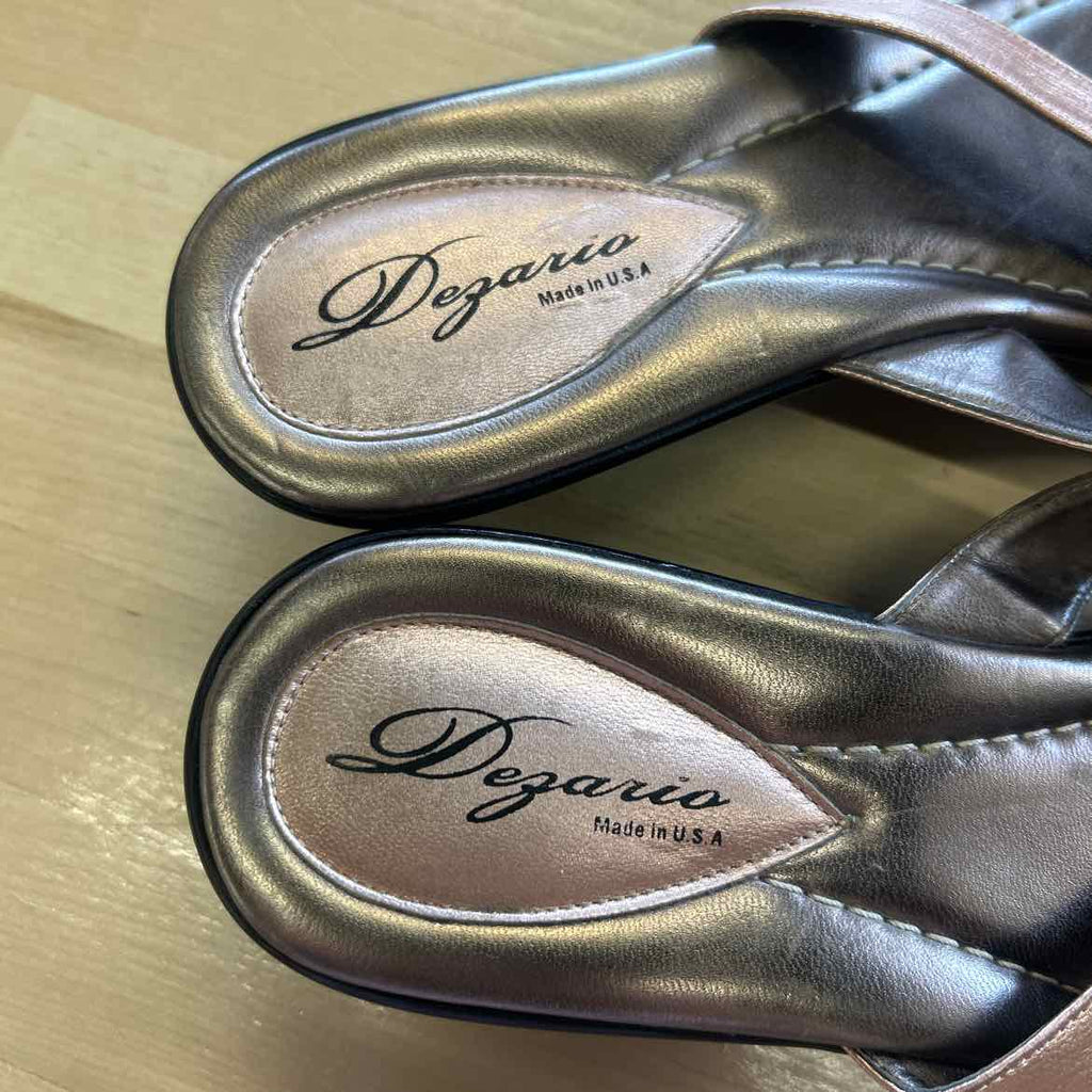 Dezario Size 8 Pink Preloved Sandals