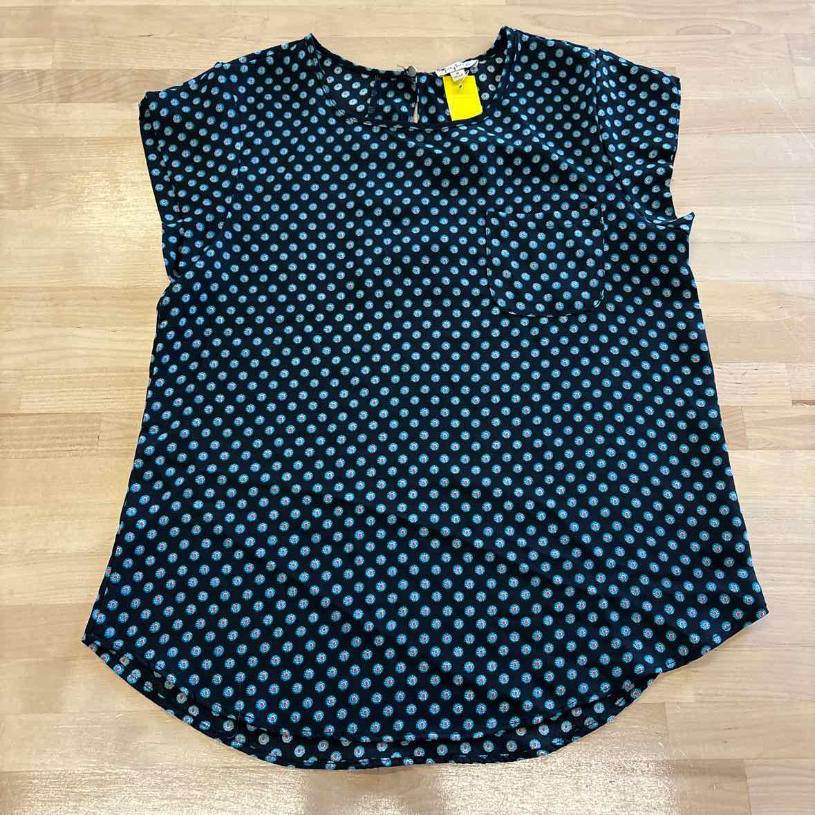 lily white Size M Black & Blue Blouse