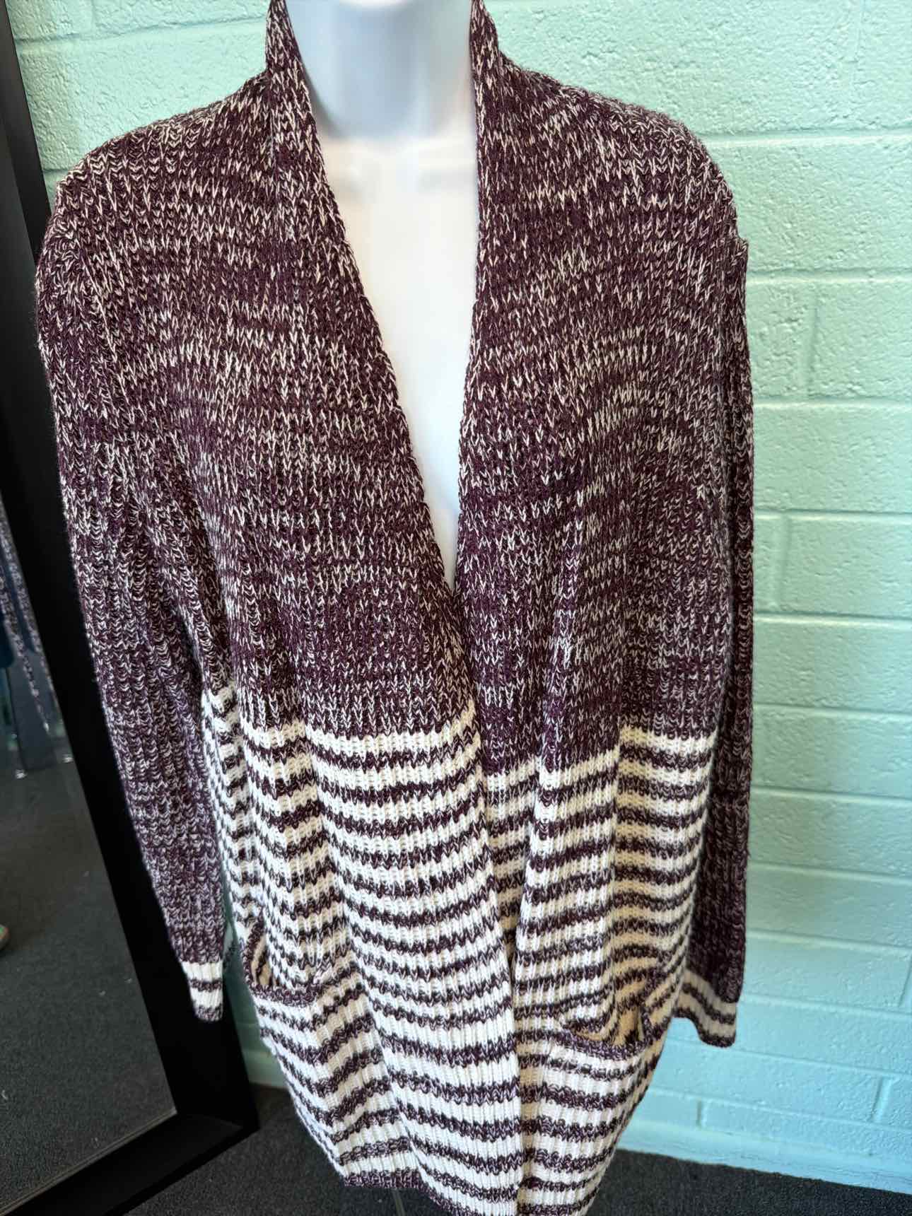 Jason Maxwell Size L Purple & White Sweater