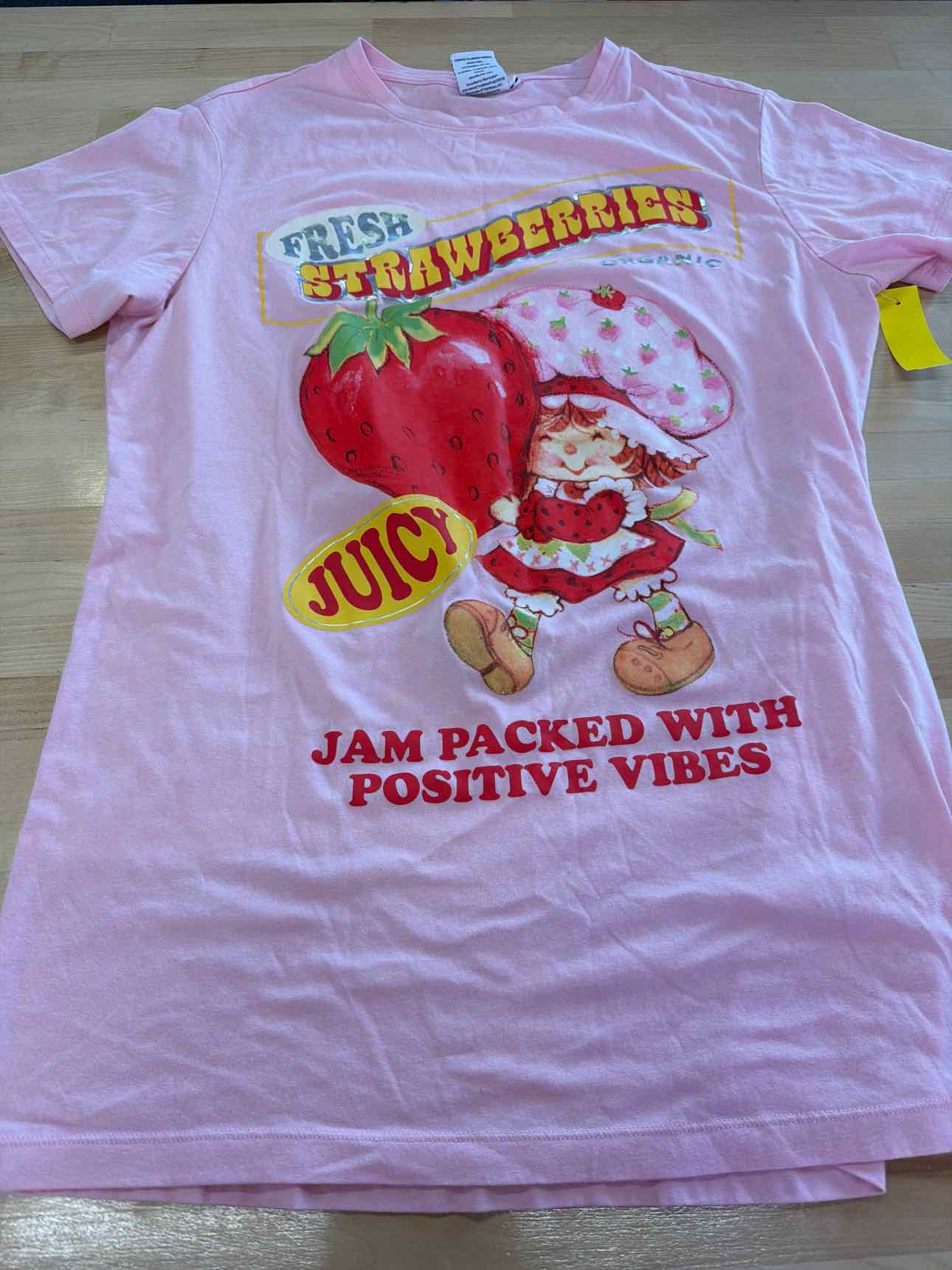 Strawberry Shortcake Size M Pink T-shirt
