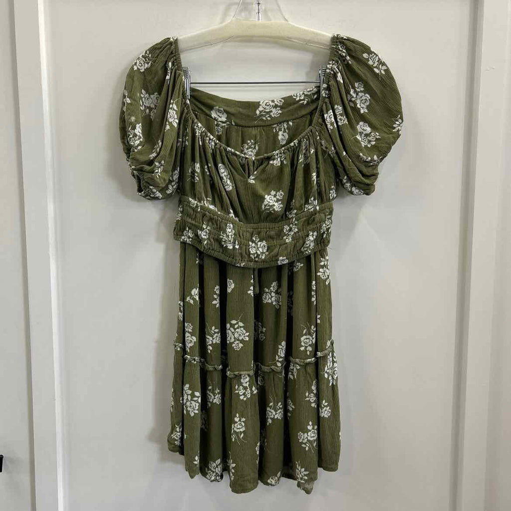 Just Found Size S Green Preloved 2 pc Dress Set