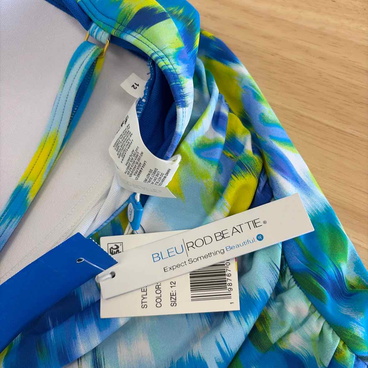 Bleu Size 12 Life's a Beach V Neck Tankini Top