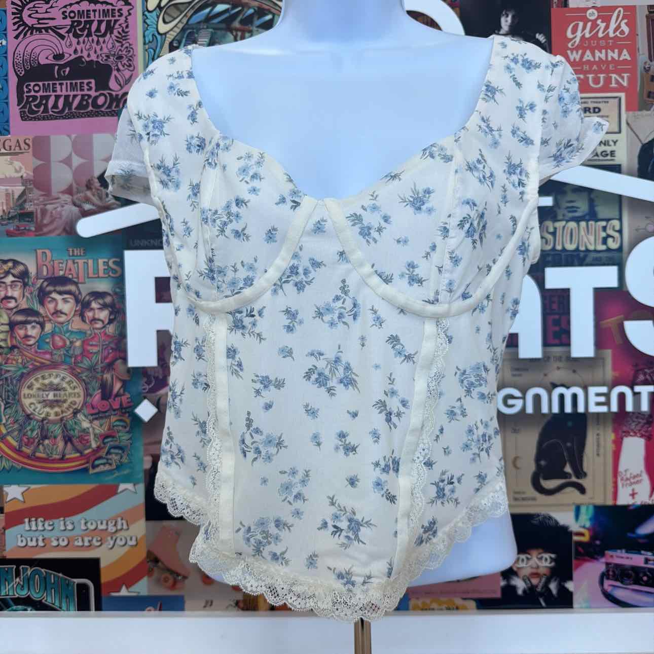 hippie rose Size XL Corset Short-Sleeve Mesh Top - White Floral