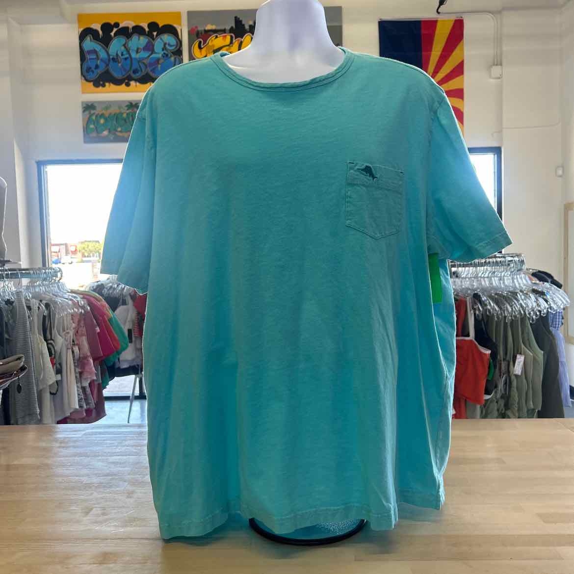 Tommy Bahama Size XXXL Blue Preloved MENS T-shirt