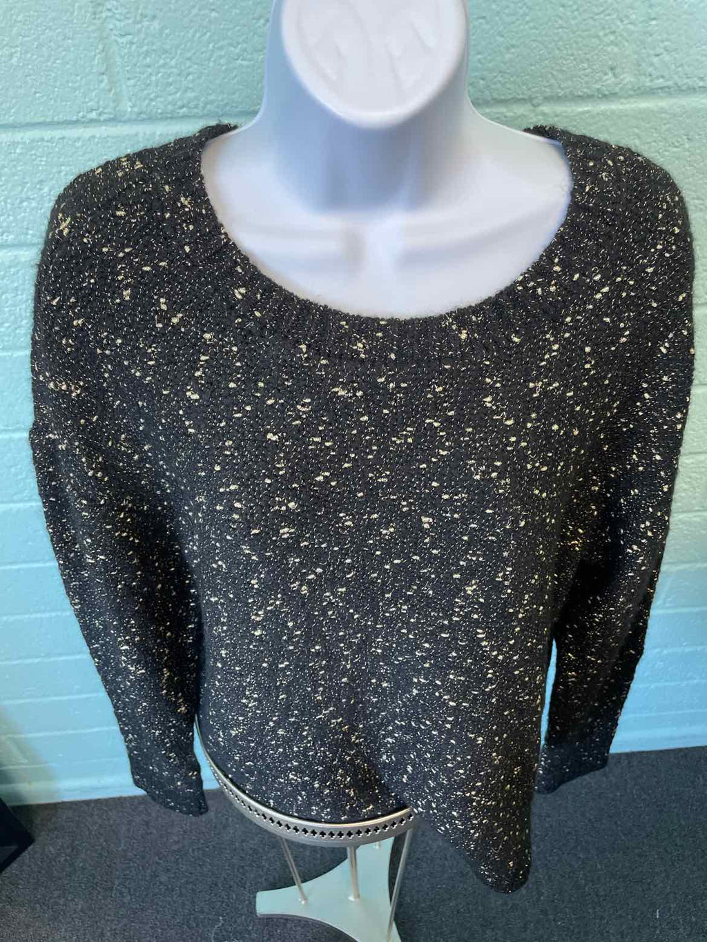 Calvin Klein Size L Black & Gold Long Sleeve Lurex Sweater