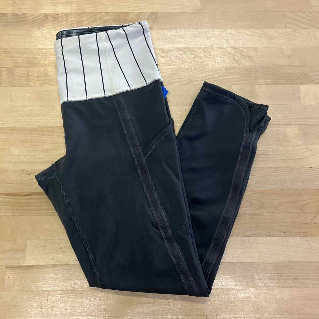 LuluLemon Size M Gray Preloved athletic leggings