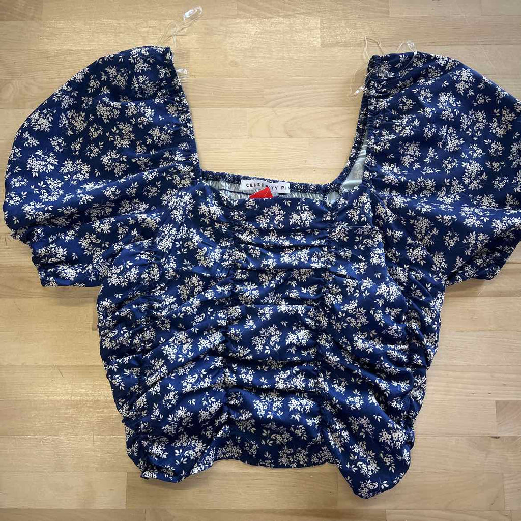 Celebrity pink Size M Blue New Blouse