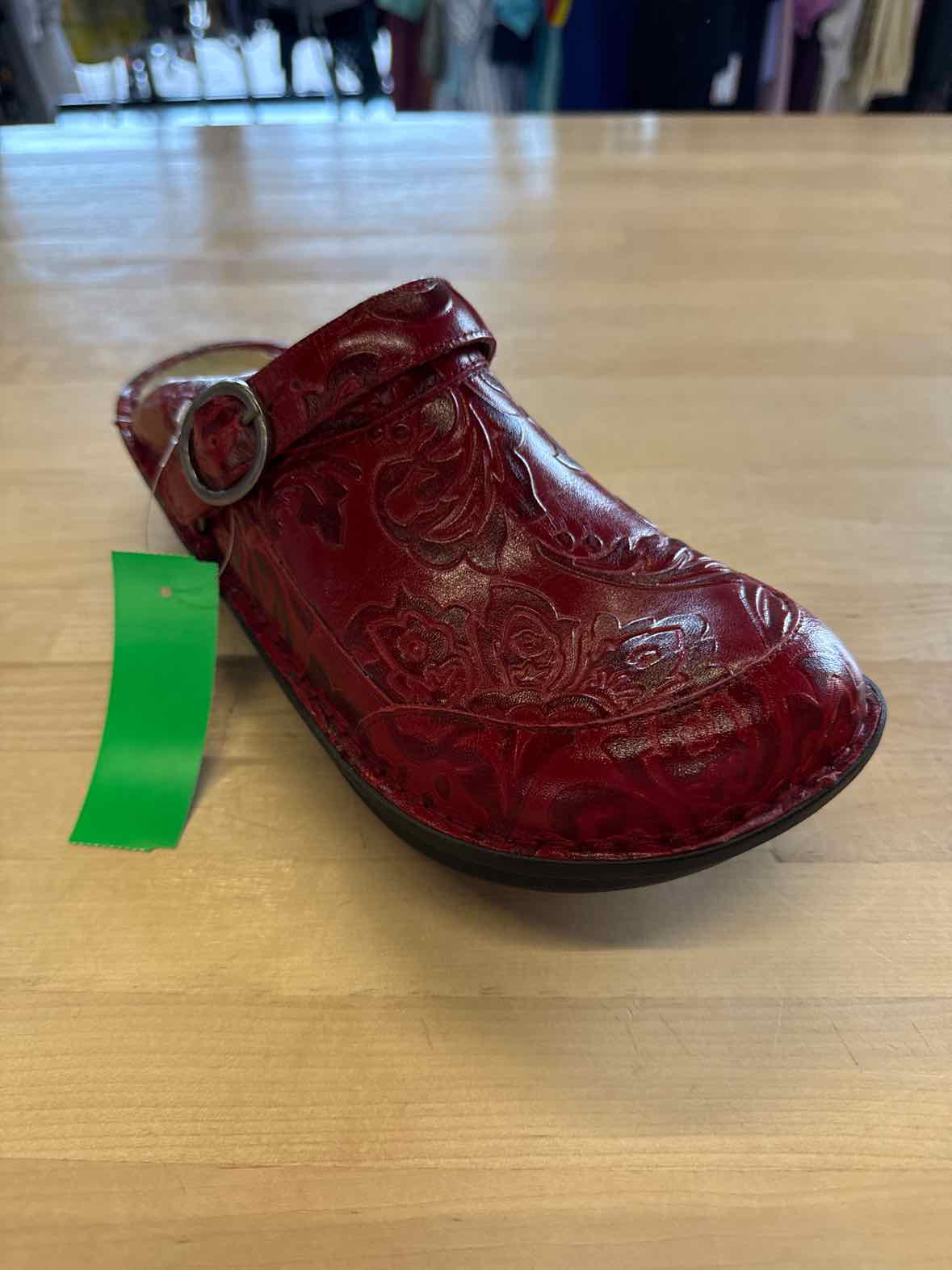 Alegria Size 9.5 Red Leather Preloved Clogs