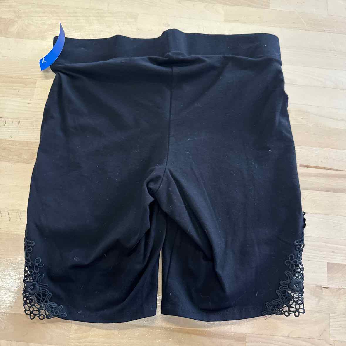 Torrid Women Size 1X Black Preloved Shorts
