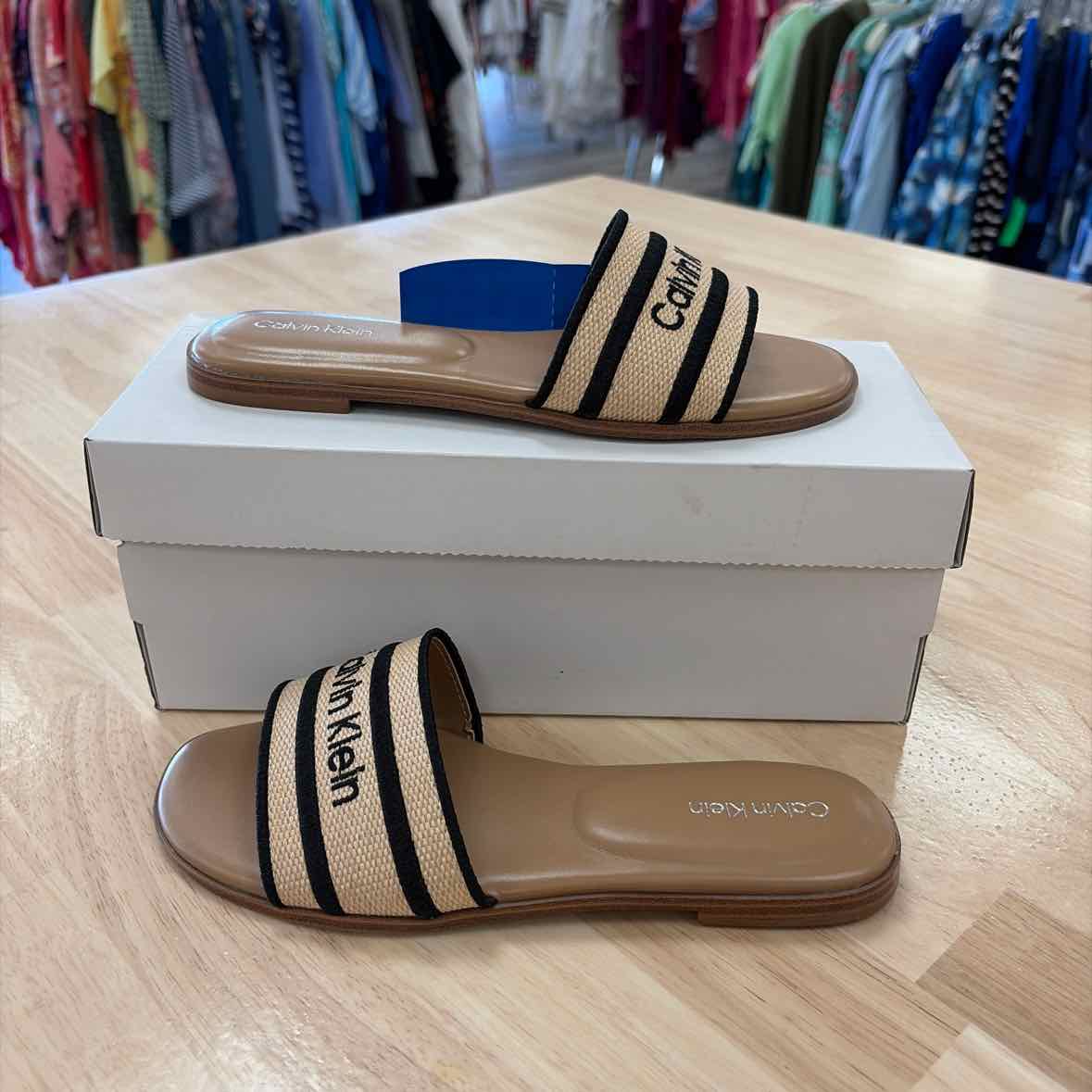 Calvin Klein Size 6 Black Tan New Flats
