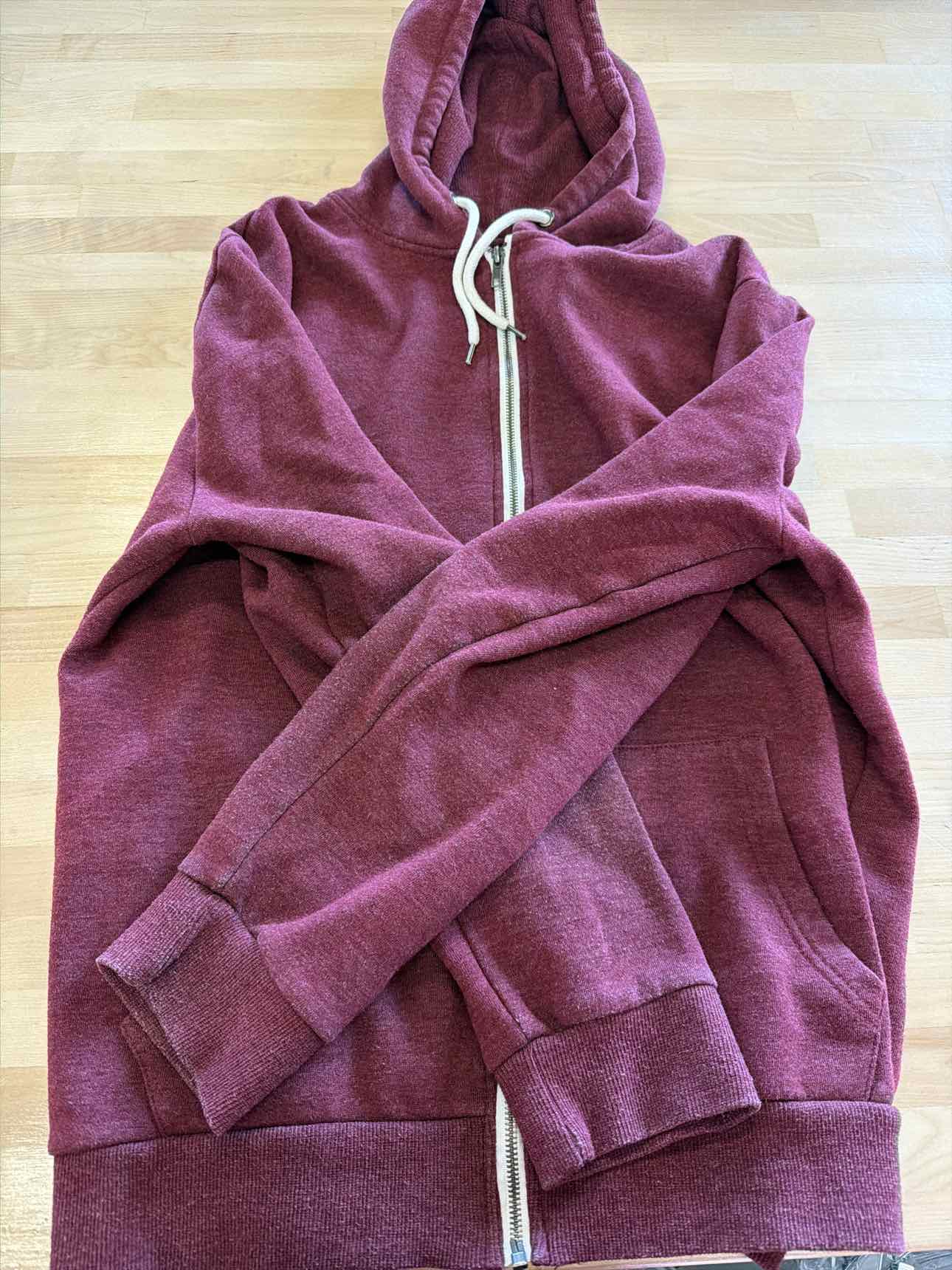 21 Men Size XL Red MENS Sweater