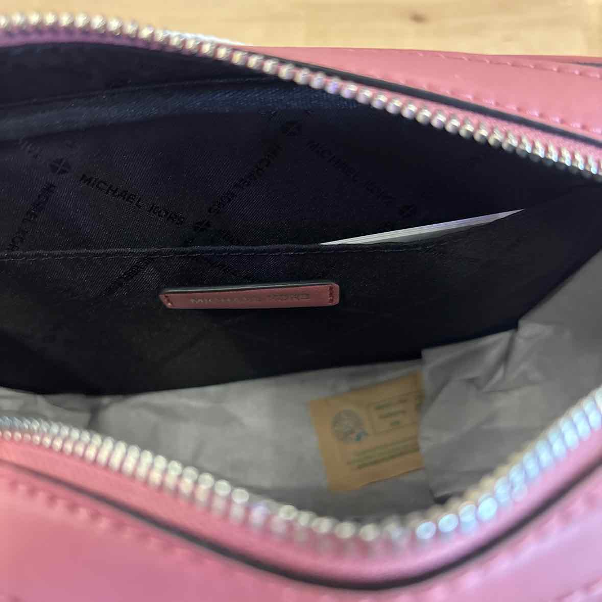 Michael Kors Maeve East West Pocket Crossbo Blackroseoptic White