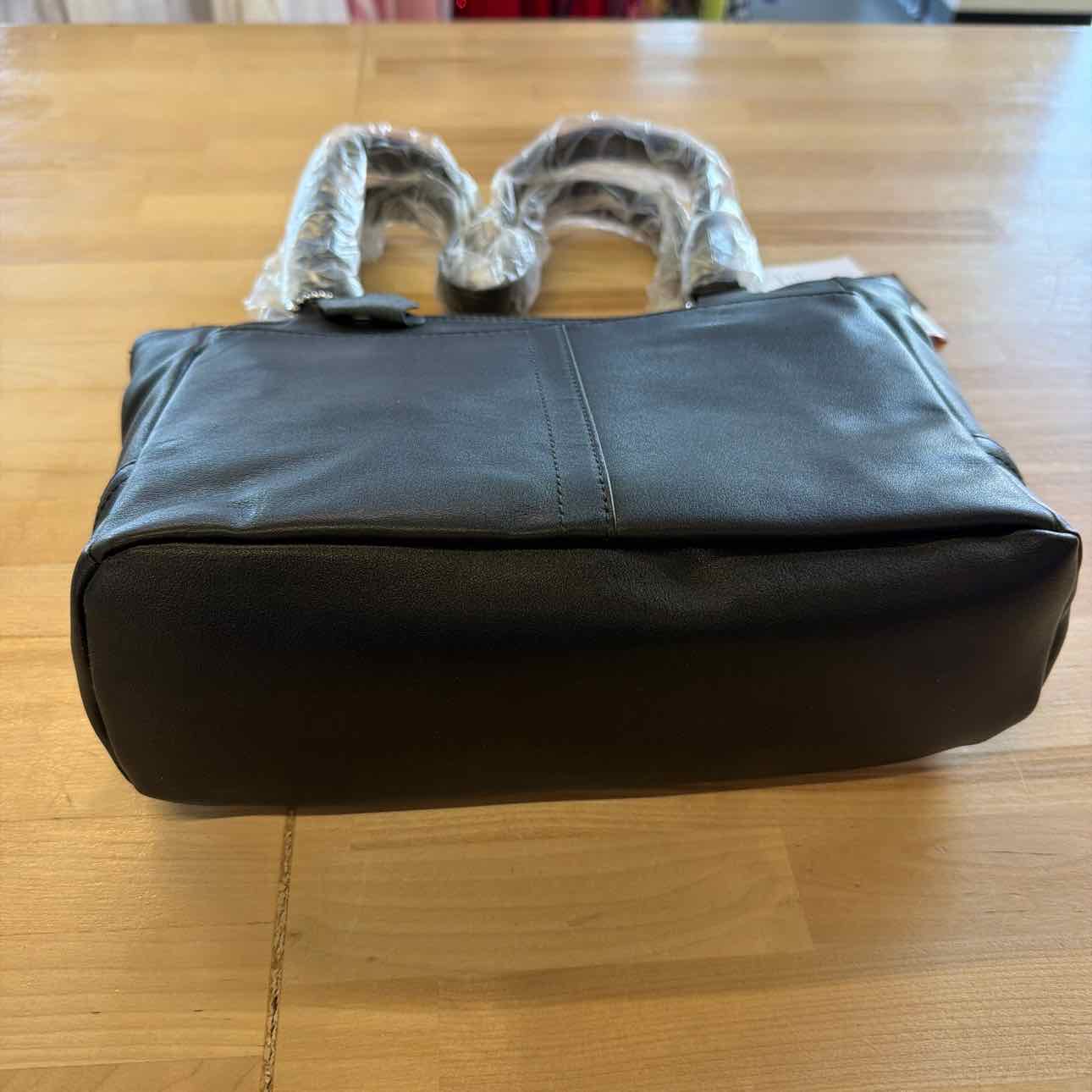 Giani Bernini Nappa Classic Leather Tote