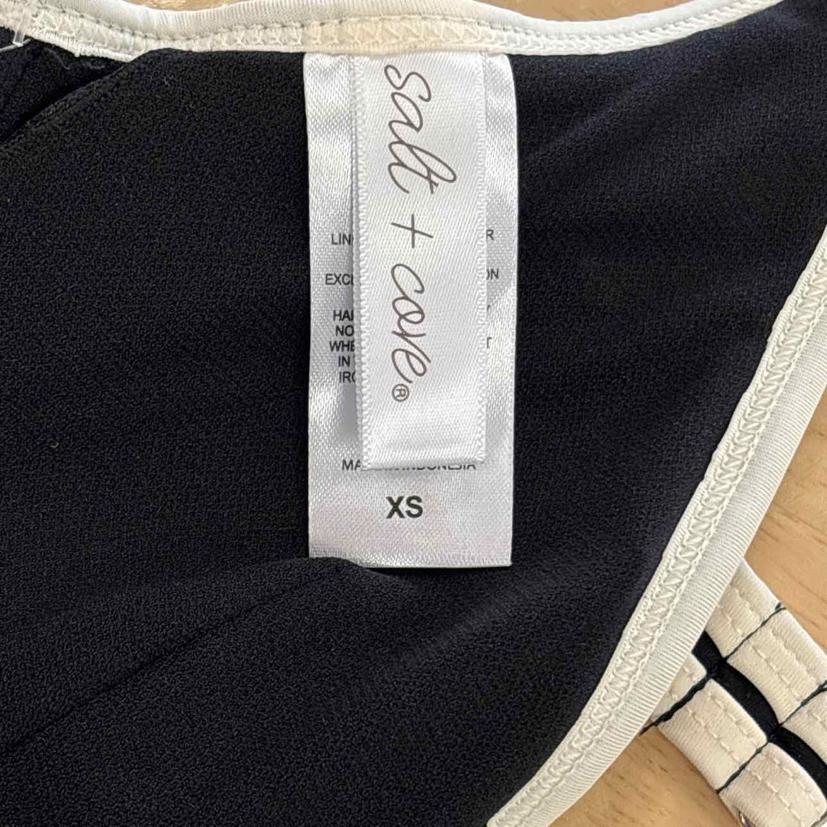 Salt + Cove Size XS Plunge Underwire Bikini Top