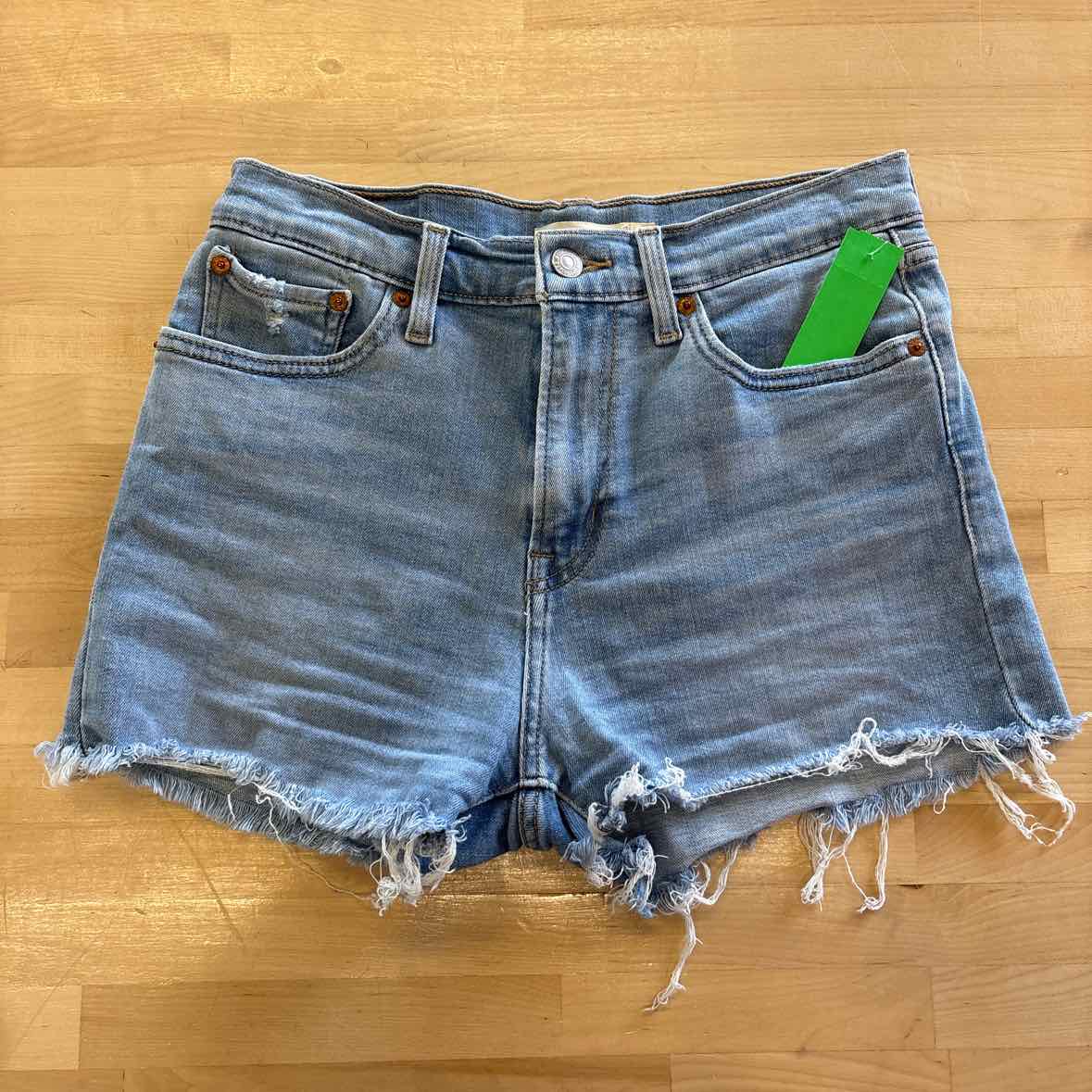 Levi's Women Size 28 Blue Denim Preloved Shorts