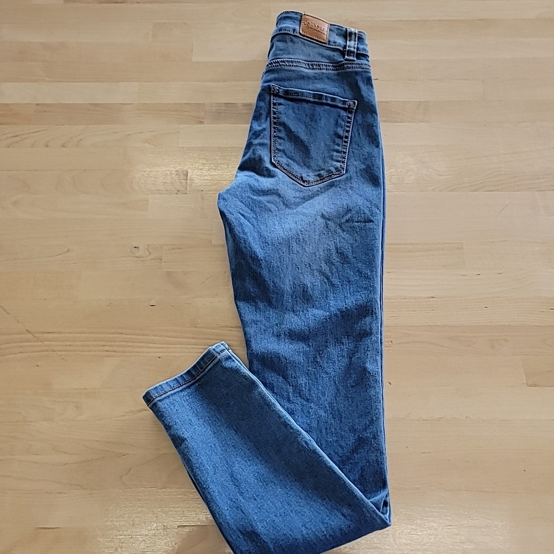 dollhouse Size 1/2 Blue Jeans