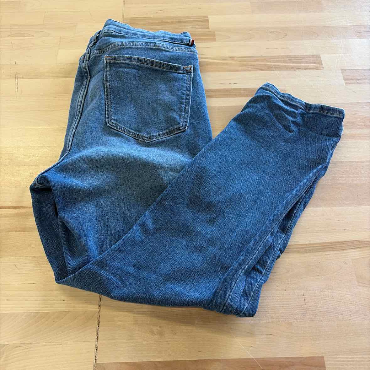 Tommy Hilfiger Size 12P Blue Denim Preloved Jeans