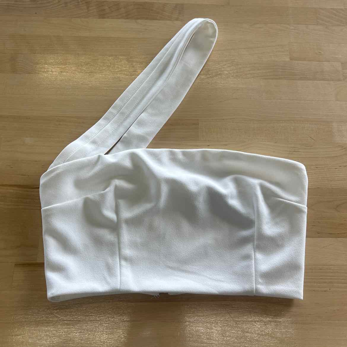 Lulus Size M White Crop Top