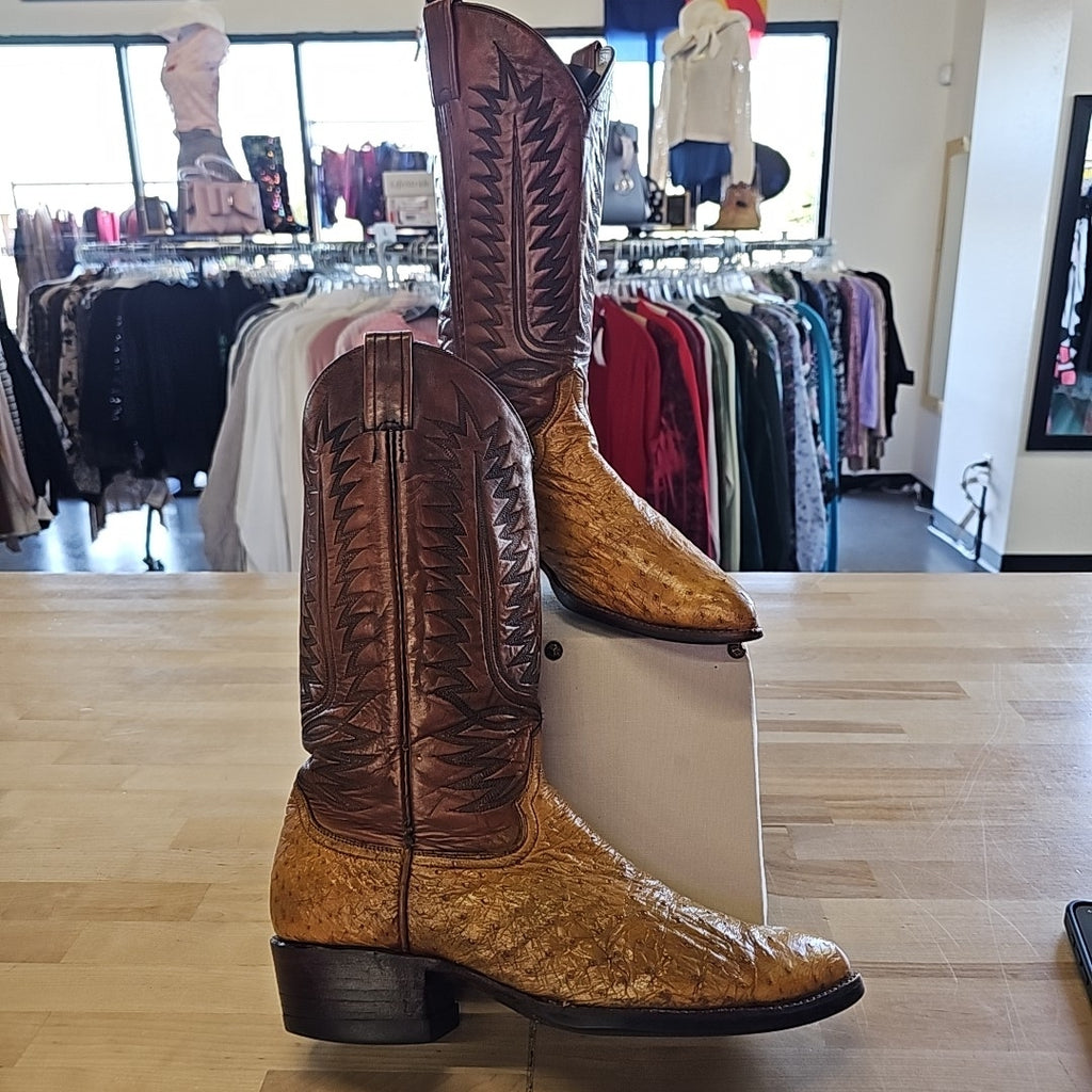 Size 9.5 Brown MENS Boots