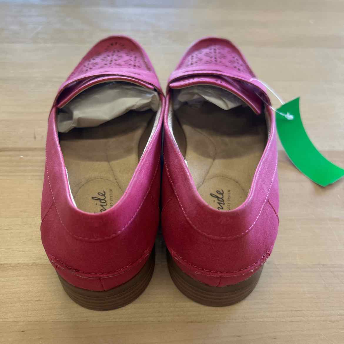 Life Stride Size 9.5 Pink Preloved Loafers