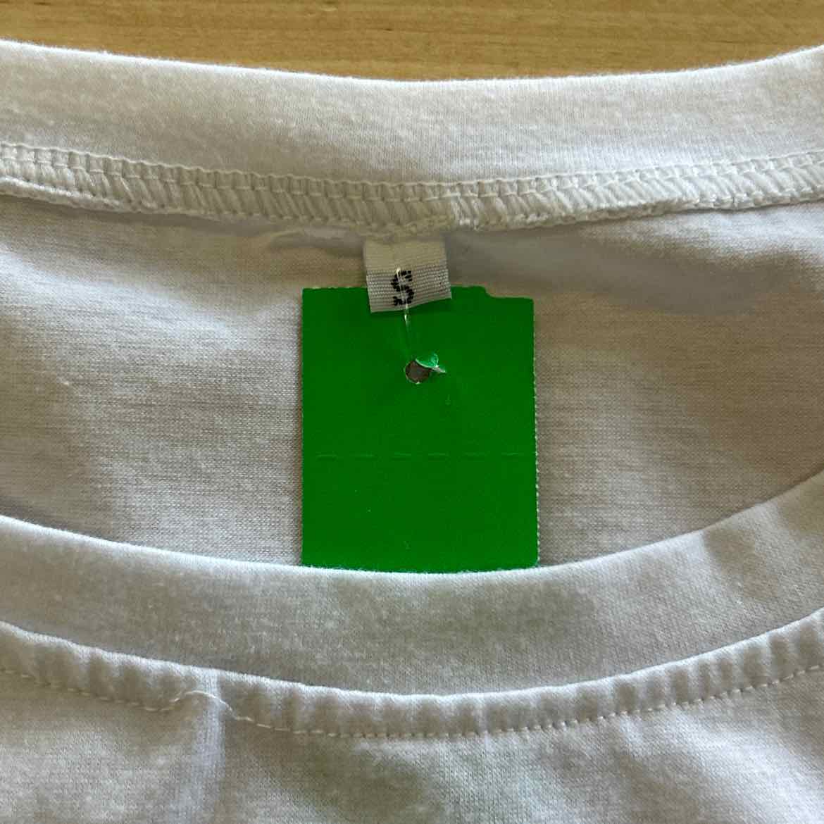 Size S White T-shirt