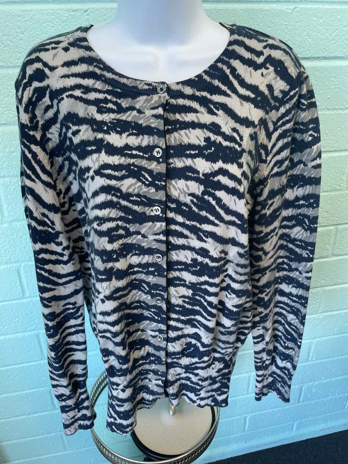 Jones New York Size XL Gray & Blue Sweater