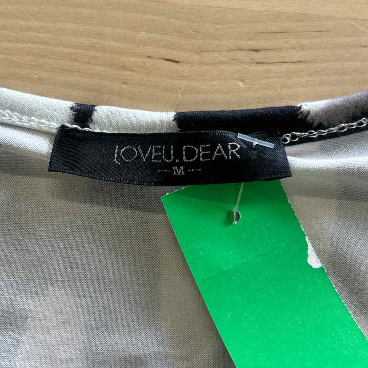Loveudear Size M Black White Preloved Blouse SS