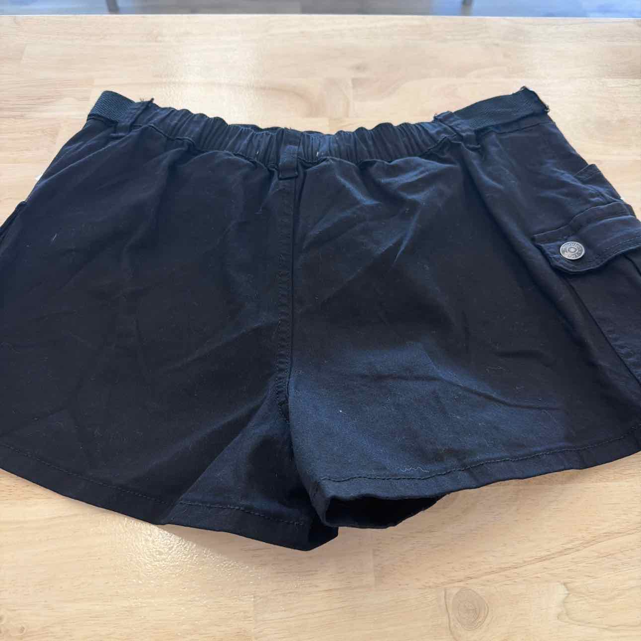 Madden Girl Women Size XL Black New Shorts