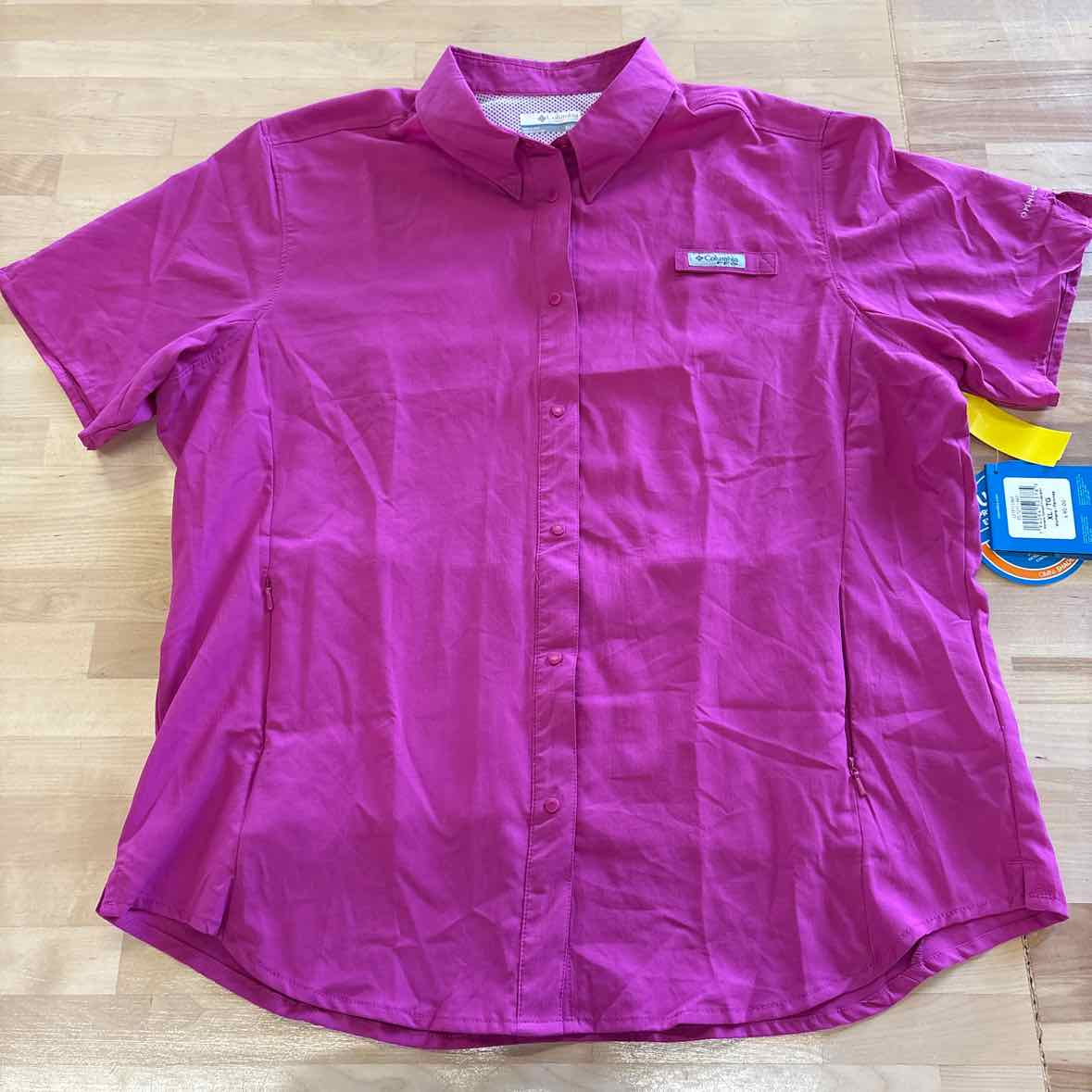 Columbia Size XL Pink Button Down Shirt