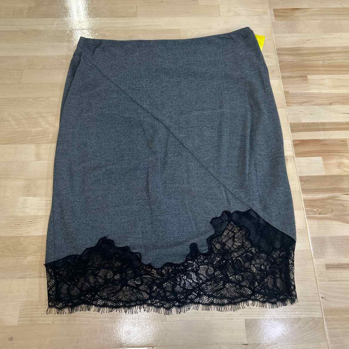 Robert Rodriguez Size 8 Gray Preloved Skirt