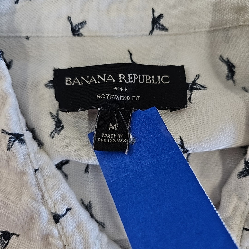 Banana Republic Size M White Button Down Shirt