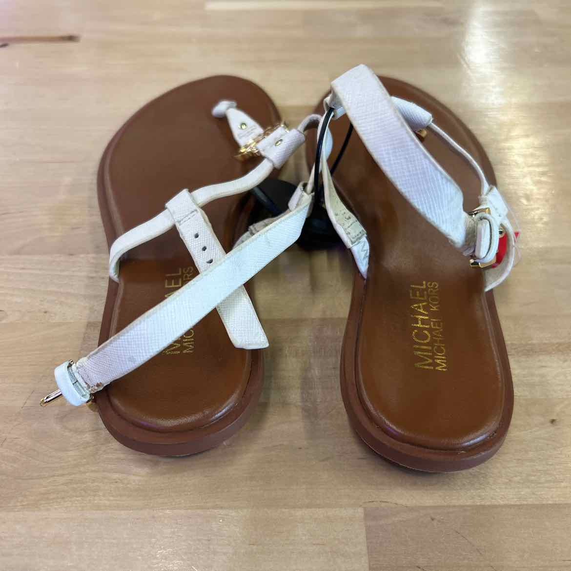 Michael Kors Size 6.5 brown/white Preloved Sandals