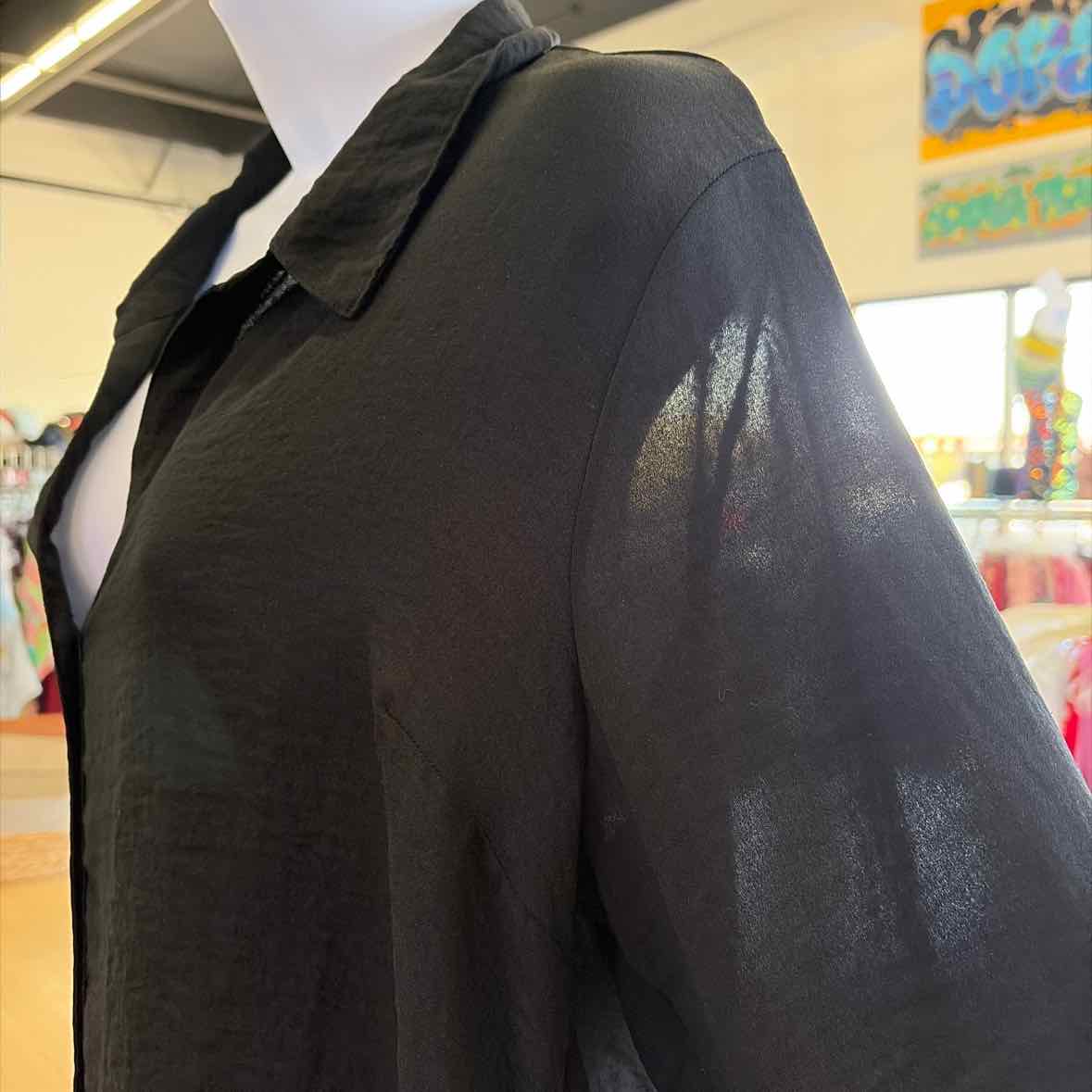 Rock & Republic Size XL Black Preloved Button Down LS