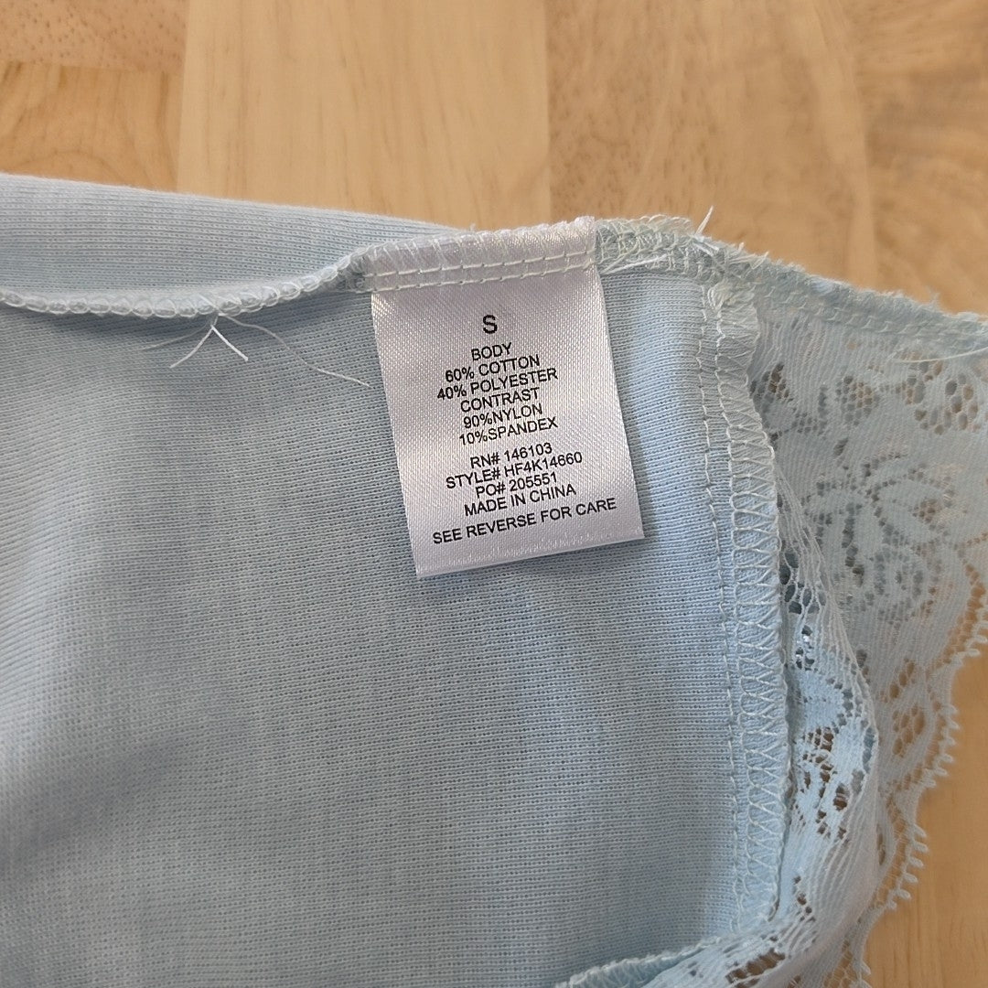 hippie rose Size S Lace-Trim Short-Sleeve Crewneck Tee - Baby Blue