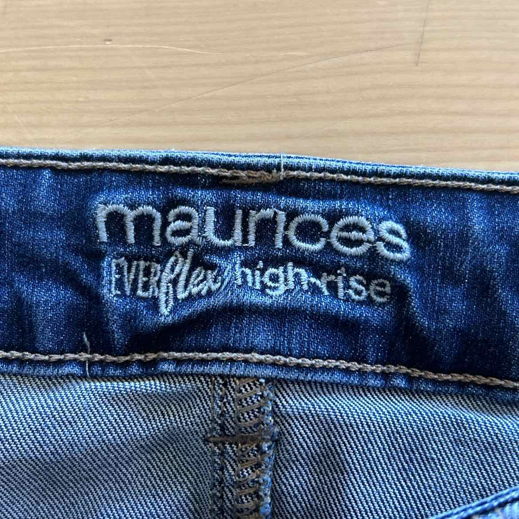 Maurices Size 16 Blue Denim Preloved Jeans