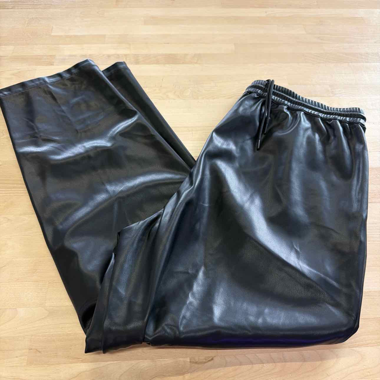 Mode of One Men's Relaxed-Fit Faux-Leather Pull-on Pants - Deep Black
