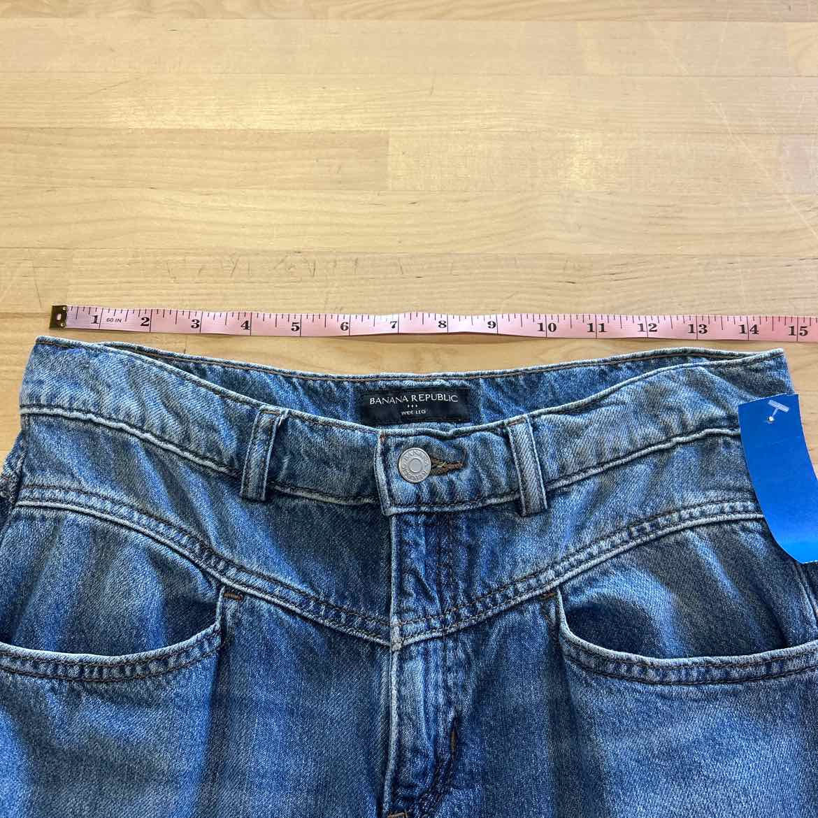 Banana Republic Size 4 Blue Denim Preloved Jeans