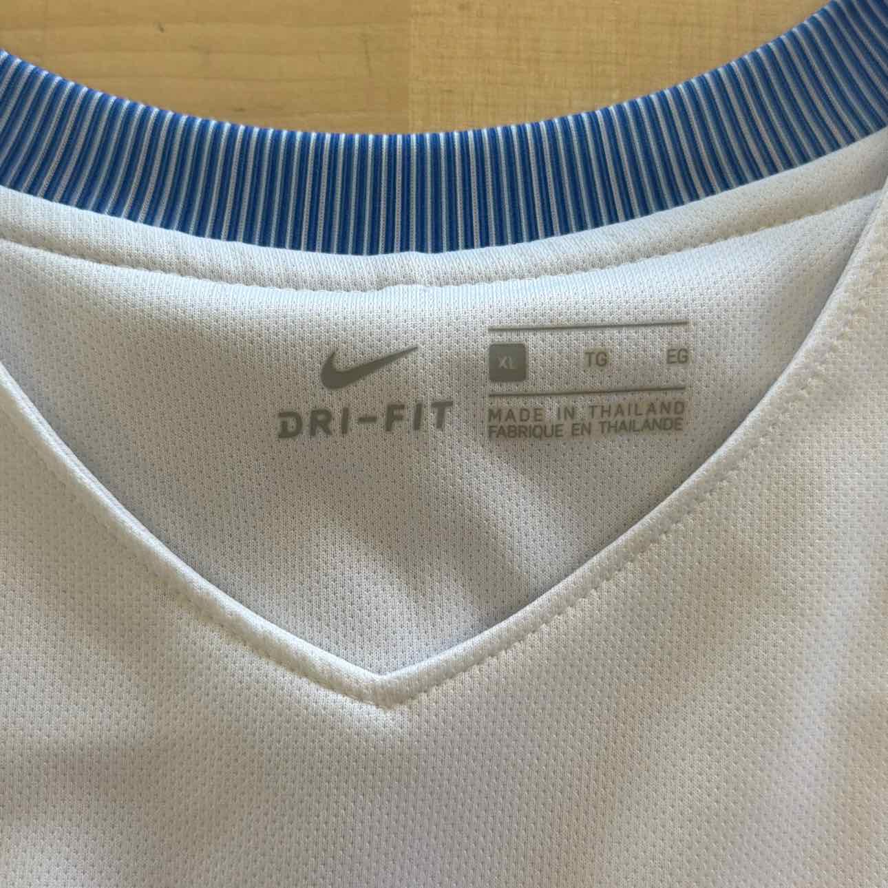 Nike Size XL White MENS Athletic Tee