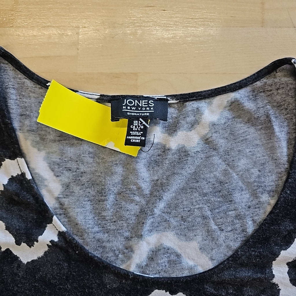 Jones Size L Gray & White Blouse