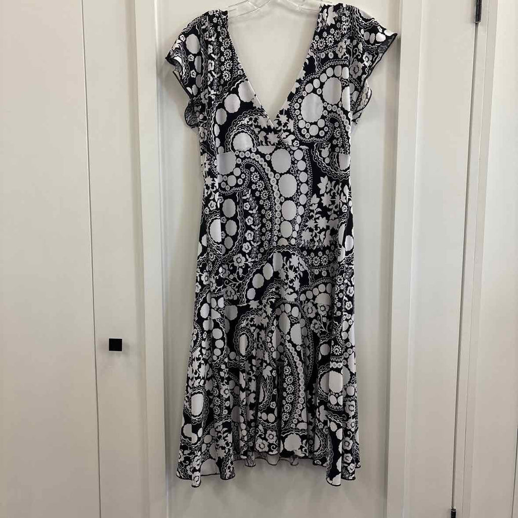 Mesmerize Size S Black White Dress