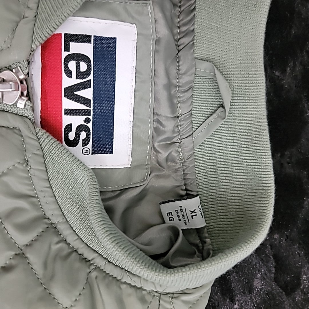 Levi's Size L Diamond Quilted Casual Bomber Jacket - Sea Green NWT