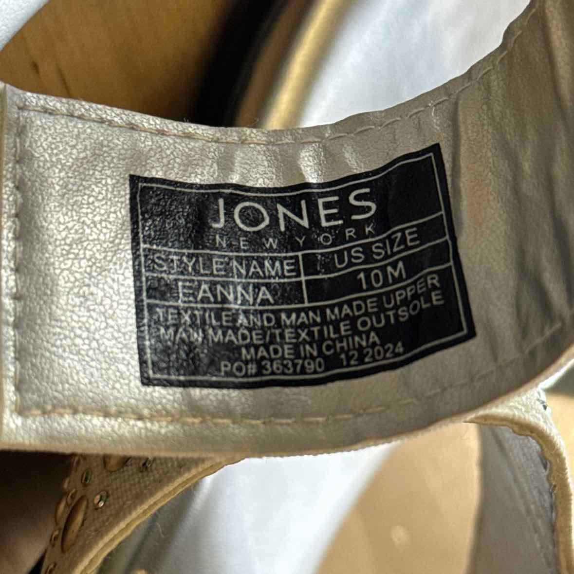 Jones New York Women's Eanna Ornamented Double Band Dress Sandals - White