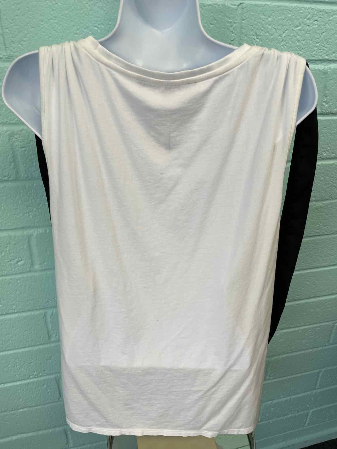 White House Black Market Size L White Tank